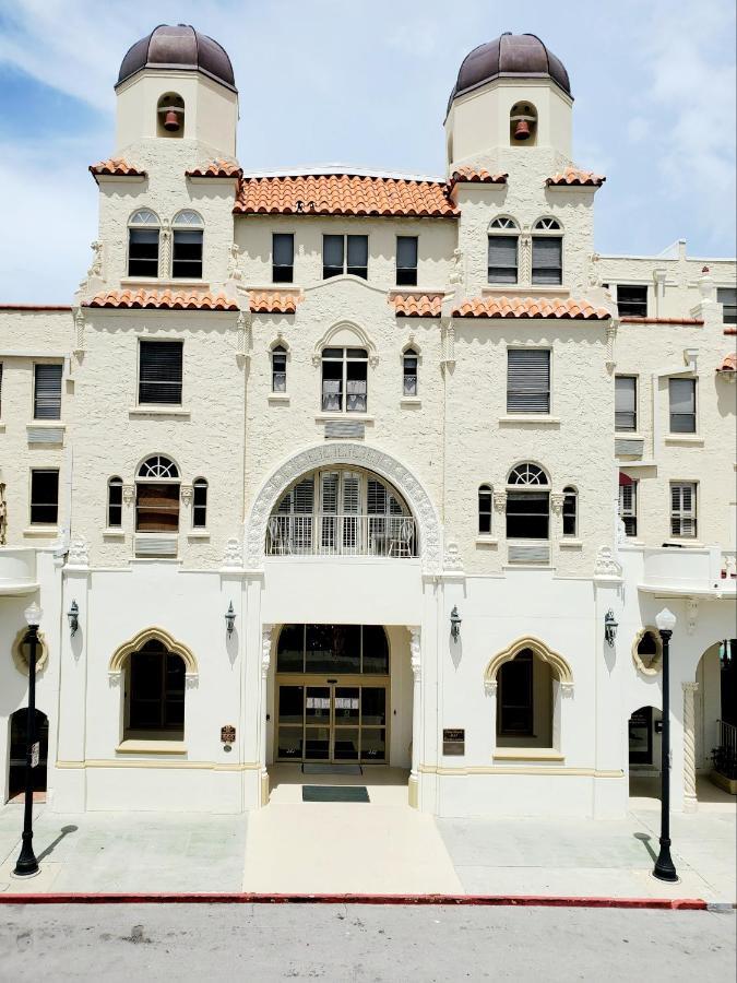 Romantic Studio In The Heart Of Palm Beach - Free Valet Service Kültér fotó